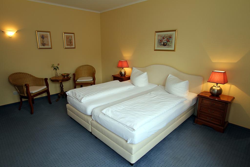 Hotel Lindemann Bad Nauheim Exteriör bild